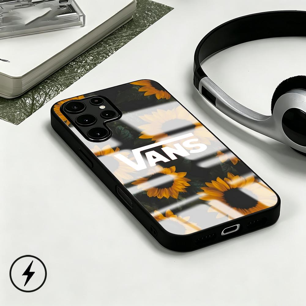 เคสโทรศัพท์ลายรองเท้าสเก็ตบอร์ - Phone Cases Louis Vuitton บทวิจารณ์และราคา